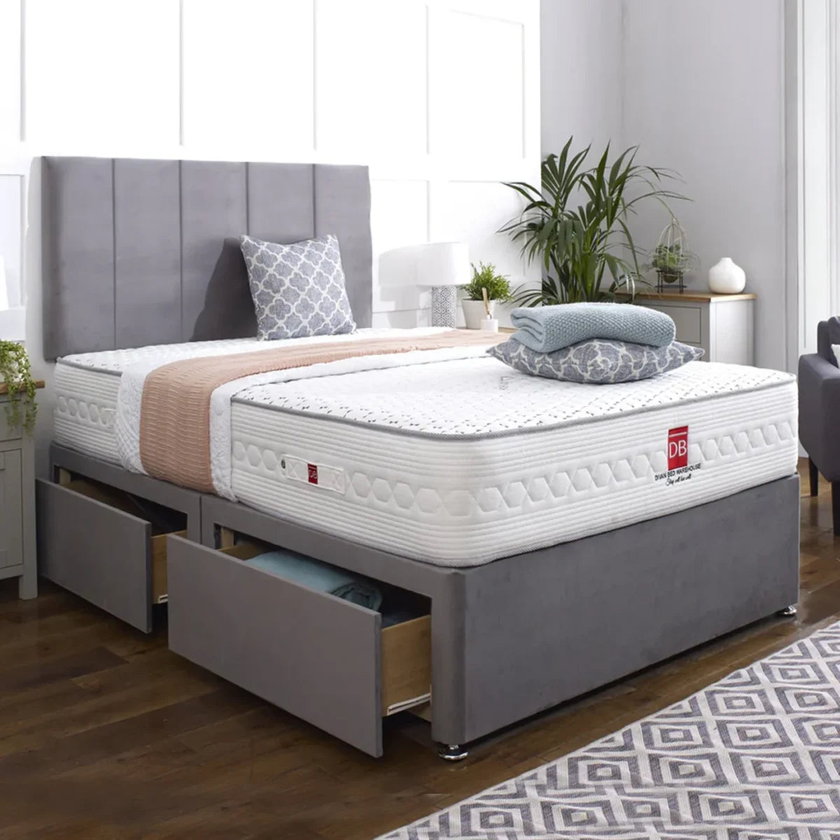 Super King Divan Bed with Optional Mattress & Storage Drawers